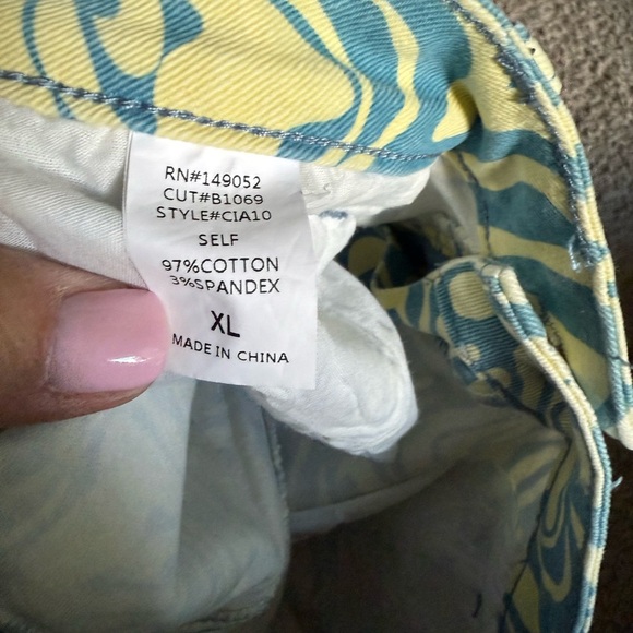 Fashion Nova Yellow and Blue Patterned Pants - Picture 5 of 5